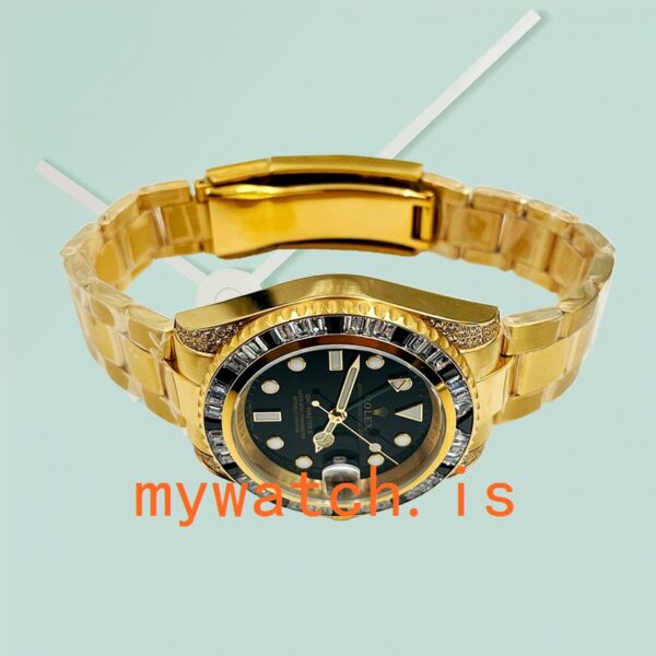 Rolex GMT-Master II Men’s 40mm 116758 Diamond Bezel Green Dial - Image 4