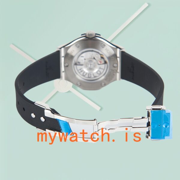 Hublot Classic Fusion Ladies 582.NX.1170.RX 33mm Silver-tone Automatic - Image 3