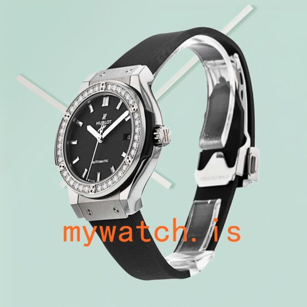 Hublot Classic Fusion 33mm Ladies 582.NX.1170.RX.1204 Diamond Bezel - Image 4